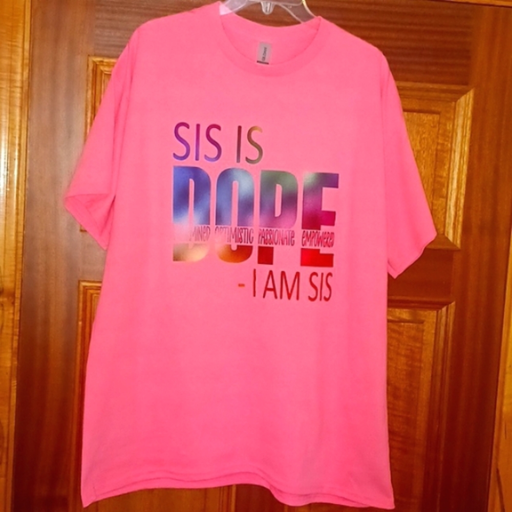 Pink Tee w/ Metallic Rainbow "SIS IS DOPE" Graphic Wms. Sz.XL NWOT